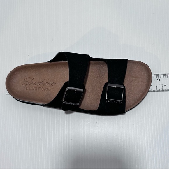 SKECHERS Relaxed Fit Luxe Foam Women's size 8 Slip On two strap sandals Like New - Picture 8 of 10